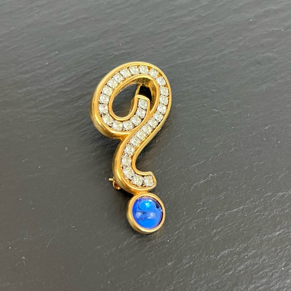 Unique Unusual Swarovski Question Mark Clear Rhinestone Blue Accent Stone Brooch